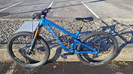 MTB  Pivot Switchblade 