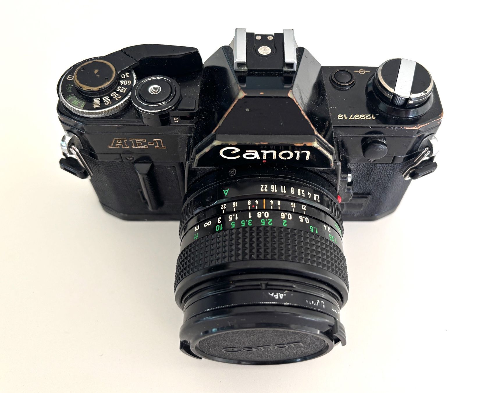 Canon Fotocamera: Canon AE-1 Set, 3 FD Objektiven, Power Winder, Blitz – Usato da Bottmingen venduto da marktplatz-moebel 1