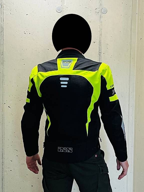 IXS Giacche: iXS Sommerjacke LEVANTE 1.0 Gr. M – Usato da Uerzlikon venduto da NFo 1