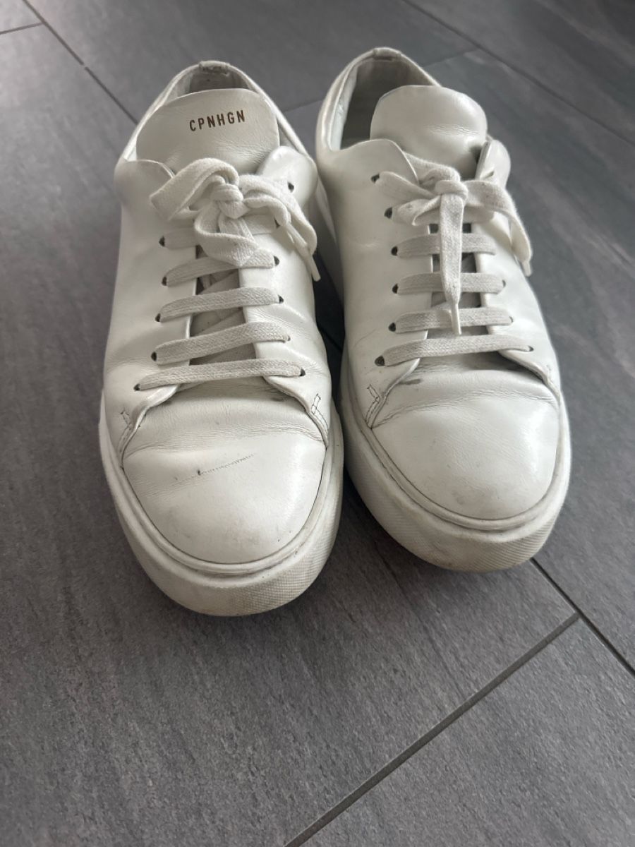 Copenhagen Scarpe da donna: Weisse Ledersneaker – Usato da Boll venduto da AnaStassiya 1