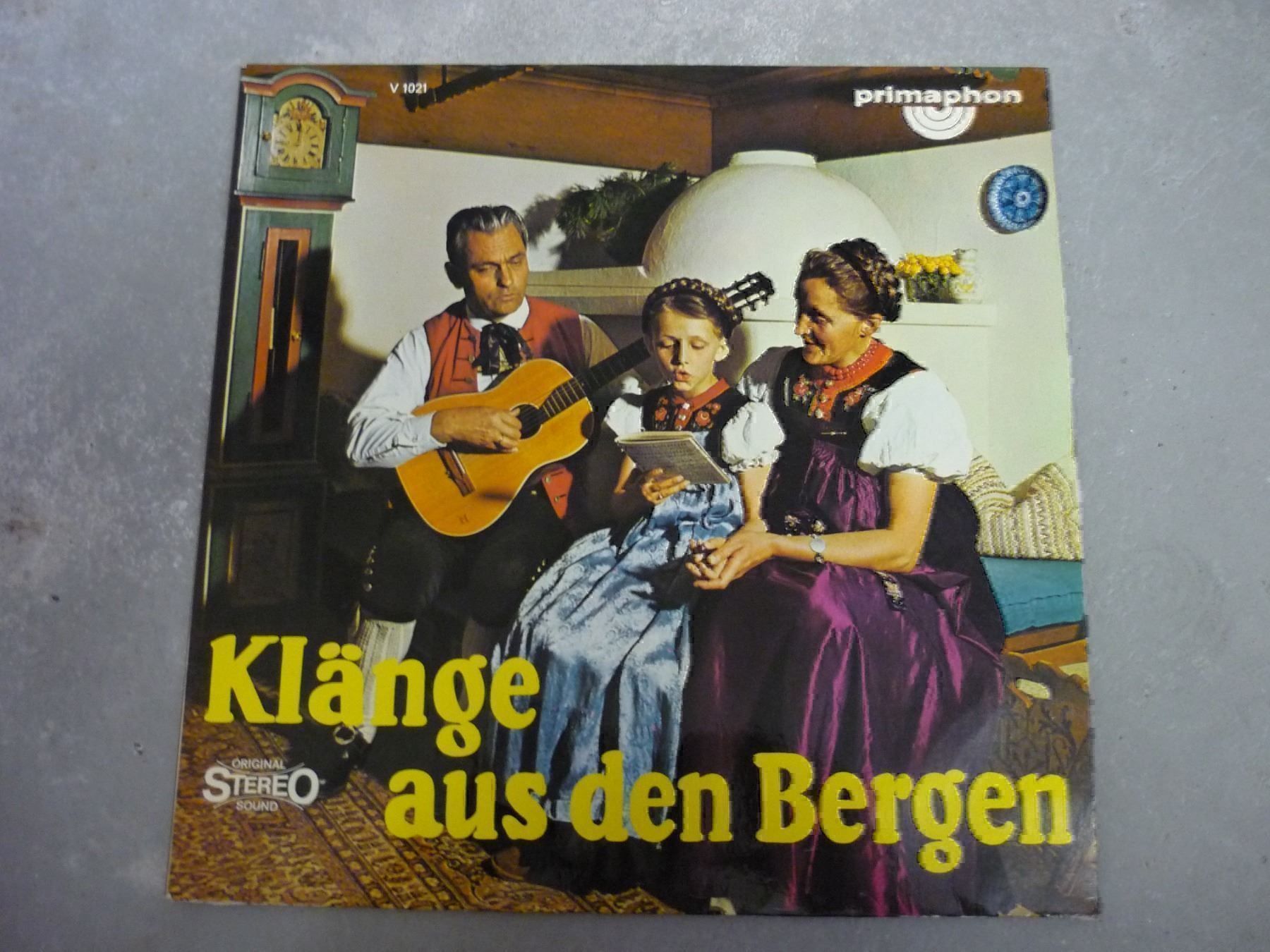 Dischi in vinile: Schallplatte Klänge aus den Bergen – Usato da Erstfeld venduto da Mario_boe0