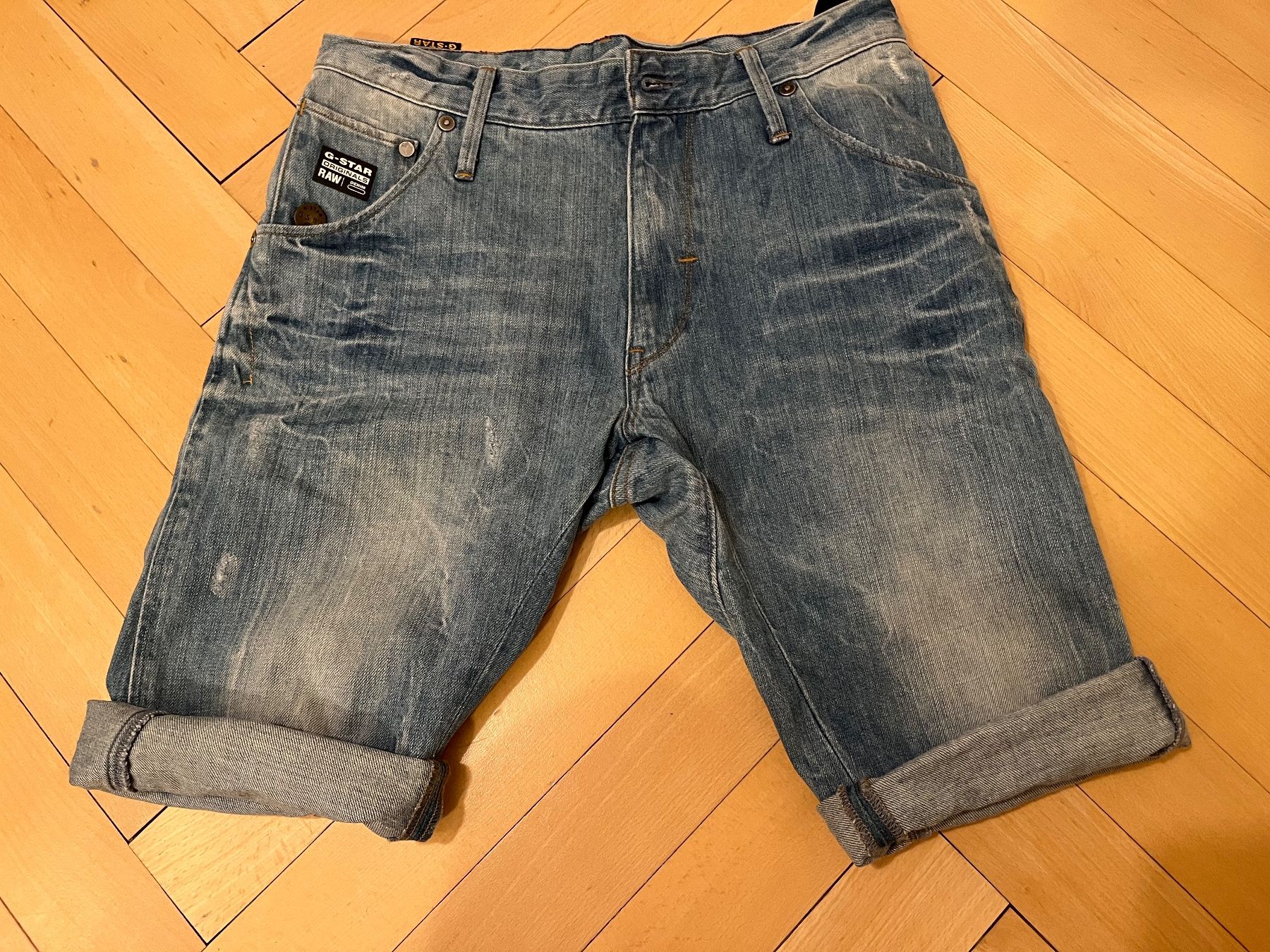 G-Star Jeans: G-Star shorts Grösse 30 – Usato da Zürich venduto da Returntosander 2