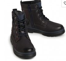 Stiefel Lasocki Young Gr. 34 (NEU!)