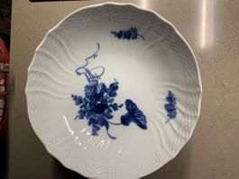 Royal Copenhagen  Schale mit hohem Fuss, blaue Blume Deko
