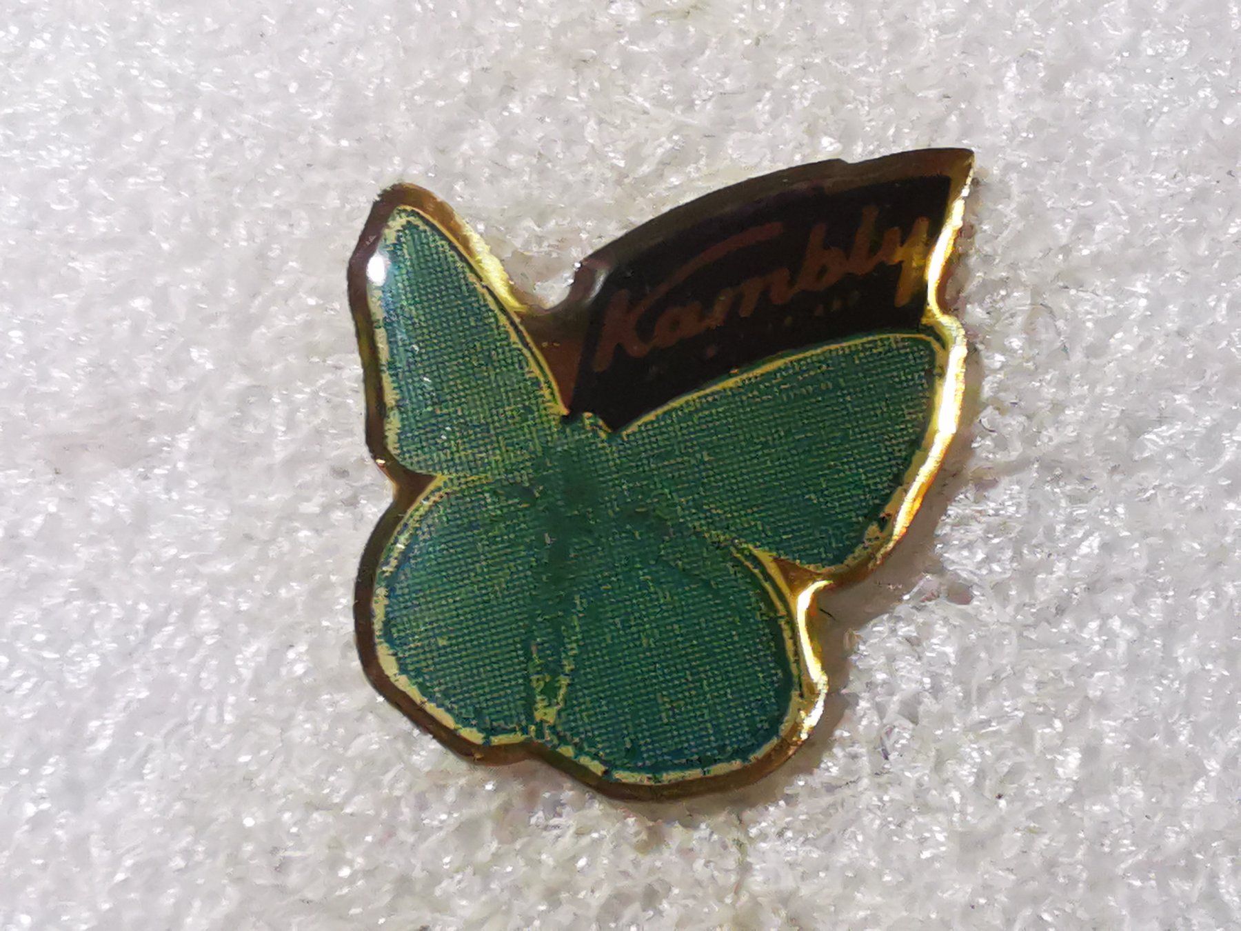 Placchette & Badge: Ansteckpin 122: Kambly – Usato da Oppligen venduto da Pin-Fall-Shop