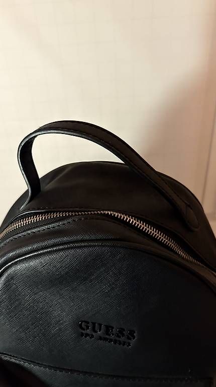 Zaini: Guess Rucksack – Usato da Basel venduto da kis_g8bg 2