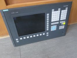 Siemens Sinumerik 810D PCU mit Bedienpanel