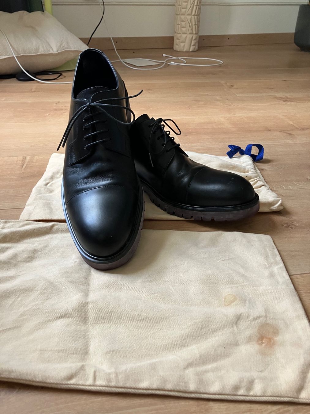Herrenschuhe: Chaussures noires cuir en taille 43 – Gebraucht aus Epesses von rom_r925 1