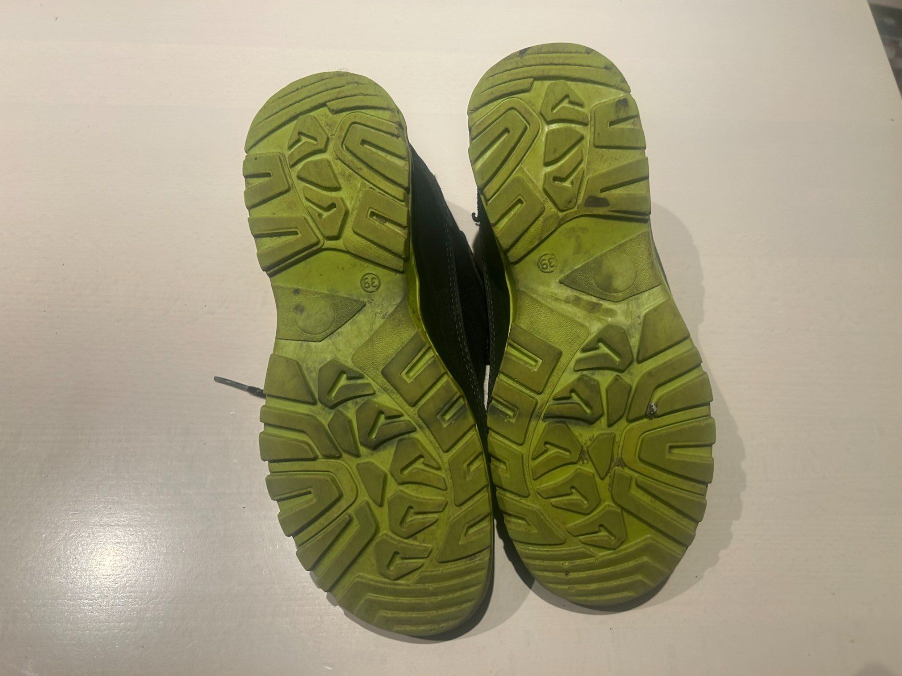 Scarpe da uomo: Freizeitschuhe Grösse 39 – Usato da Buttisholz venduto da PIOTRCH 2