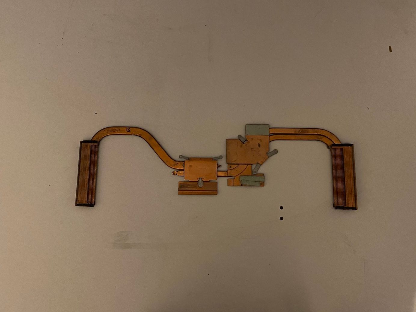 Hewlett Packard Notebook: HP Laptop Kühlkörper Heatpipe – Usato da gontenschwil venduto da JanKab311