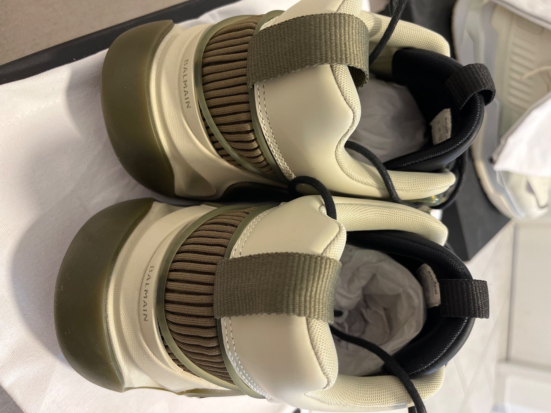 Balmain Herrenschuhe: Balmain Paris Grösse 44 Low Top – Neu (gemäss Beschreibung) aus Muhen von Hulk1234567 2