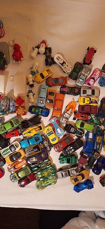 Jouets: Hot Wheel Autos – D'occasion à Kölliken par minimeee 2