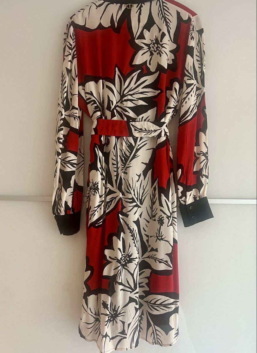 Vestiti: Robe Twinstet taille 38 – Usato da Martigny venduto da sos_k9qh 2
