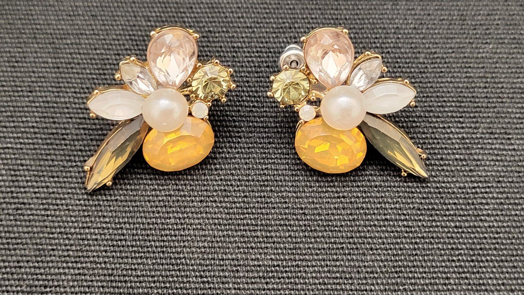 Ohrringe & -stecker: Modeschmuck-Ohrstecker – Gebraucht aus Basel von spinne02 1