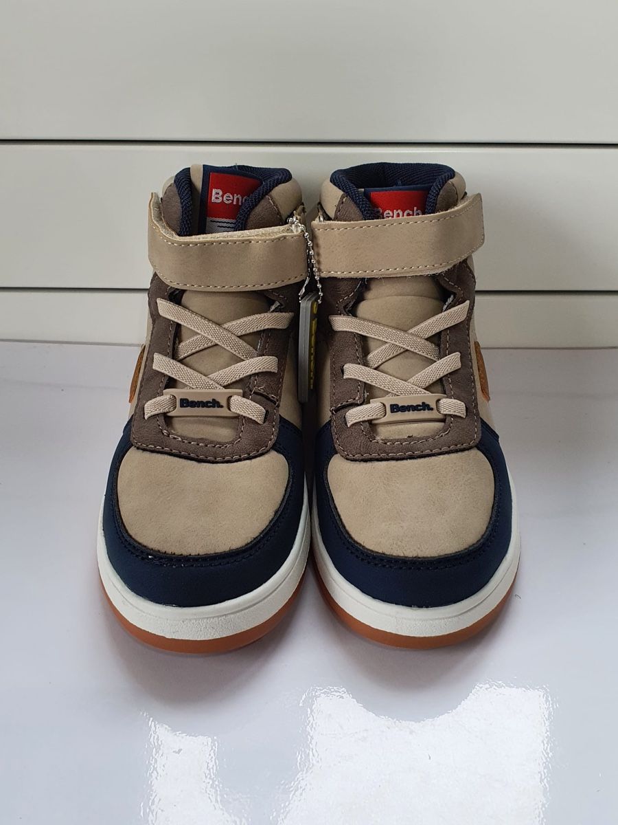Bench Chaussures garçon: Gr. 30 - Bench. Kinderstiefel, Neu – Neuf avec emballage d'origine à Nürensdorf par Mandy_Nguyen 2