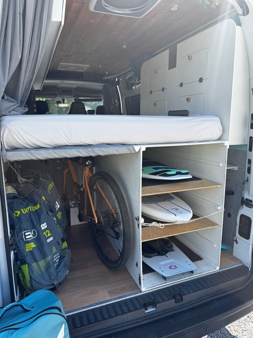Renault Véhicules de camping: Renault Master Camper Van – D'occasion à Oetwil am See par flader85 7