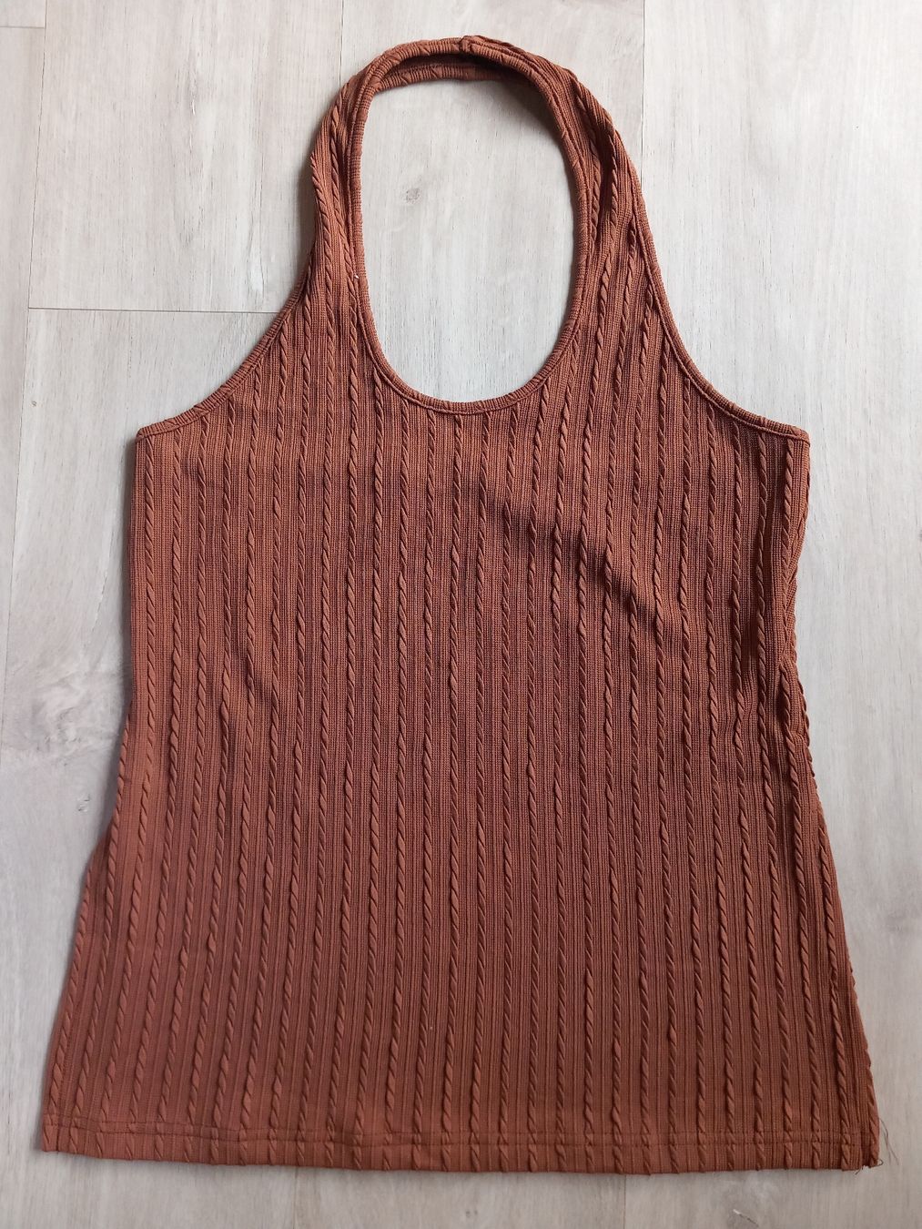 Top: Top côtelé dos nu marron Taille L – Nuovo (secondo la descrizione) da Faoug venduto da per_kp6r