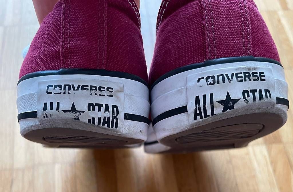 Converse Scarpe da uomo: Rote Converse AllStar Sneakers Chucks, Gr. 38 – Usato da Jona venduto da Tr3s 4