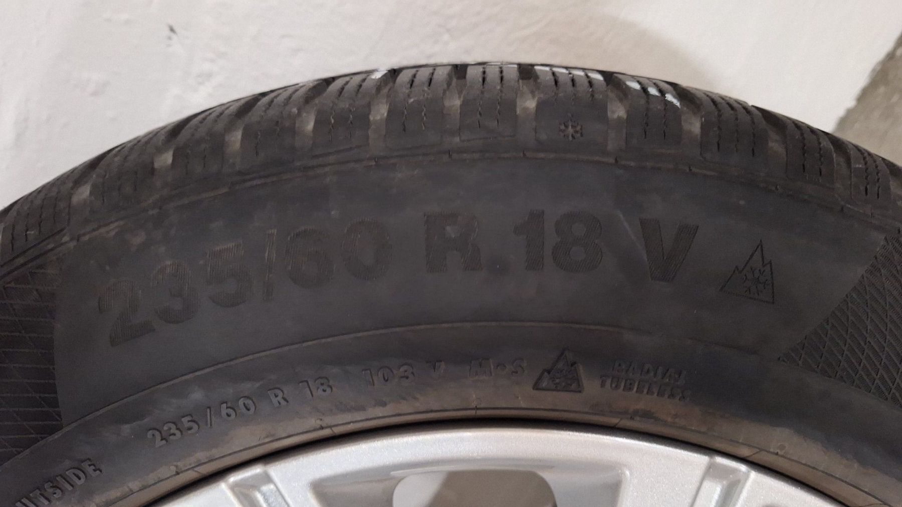 Jaguar Pneumatici & Ruote complete: Winterräder Alu - 235/60/R18 103V Jaguar E-Pace – Usato da Fällanden venduto da Ricardo-Vic 4