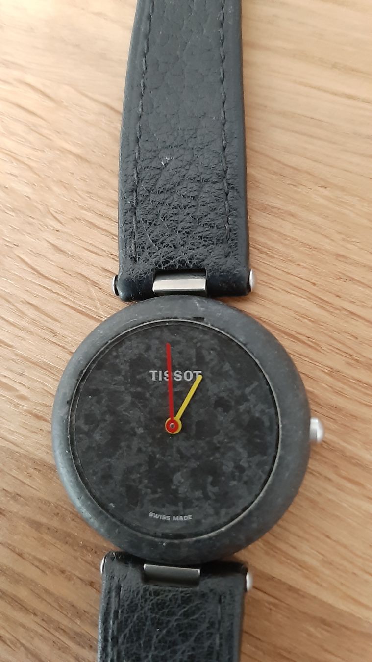 Tissot Orologi: TISSOT ROCK WATCH R 151 – Difettoso da St. Gallen venduto da Leika2000