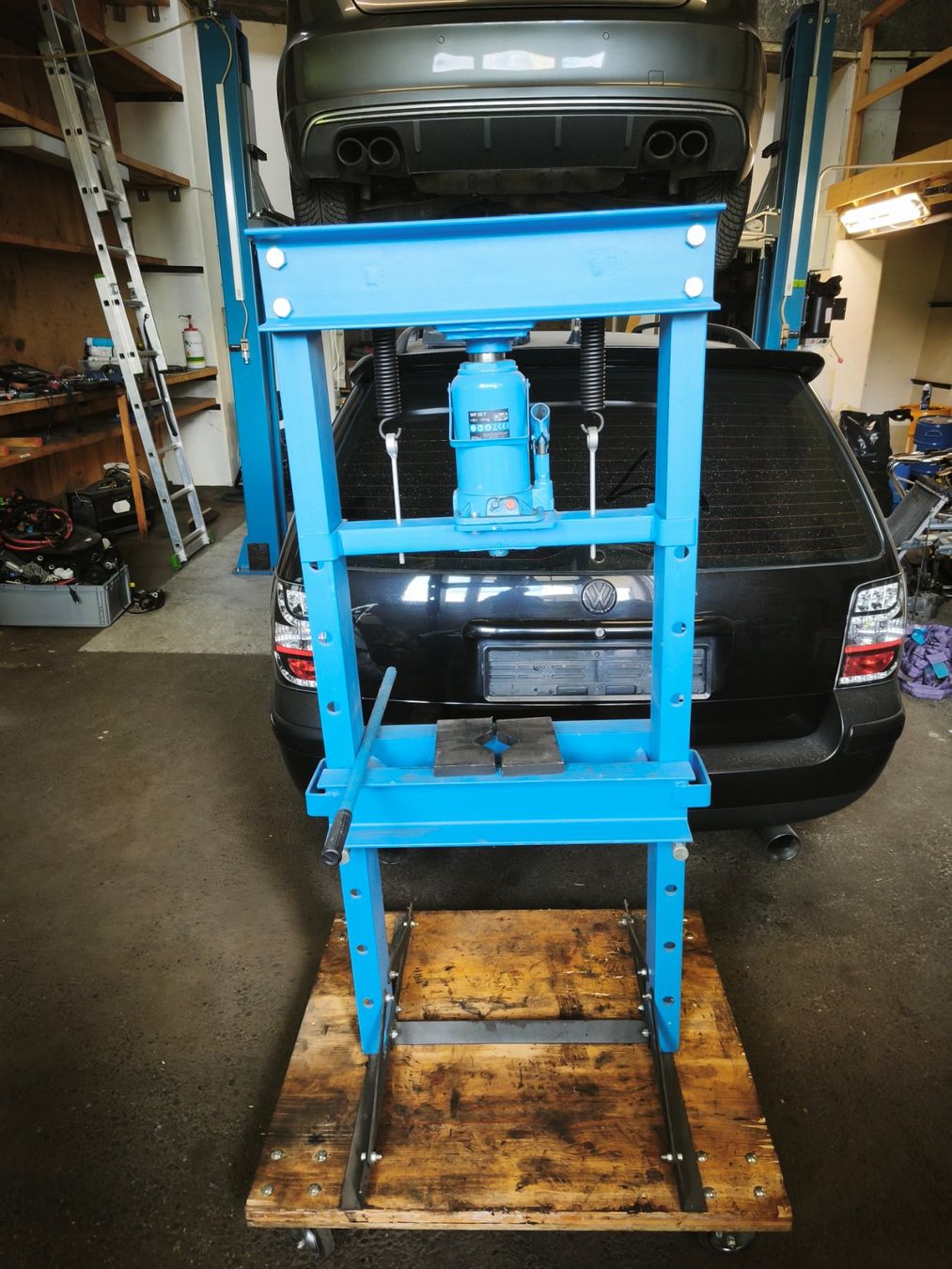 Alle Werkzeuge: Hydraulikpresse 20t – Gebraucht aus Thun von ste_xn9g 2
