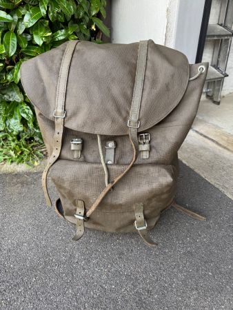 Rucksack von der Schweizer Armee