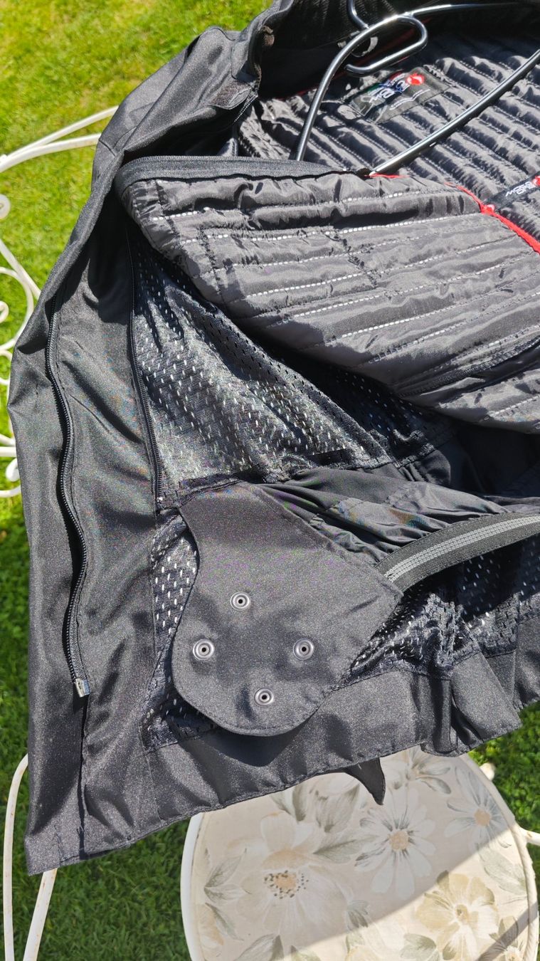 Giacche: Giacca da moto Touring, taglia L, nera, sfoderabile. – Usato da Intragna venduto da Dekino 3