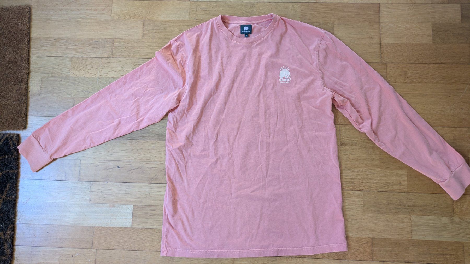 Pulls & Sweat-shirts: Trendsplant Langarmshirt – Neuf avec emballage d'origine à St. Gallen par DanielBraegger