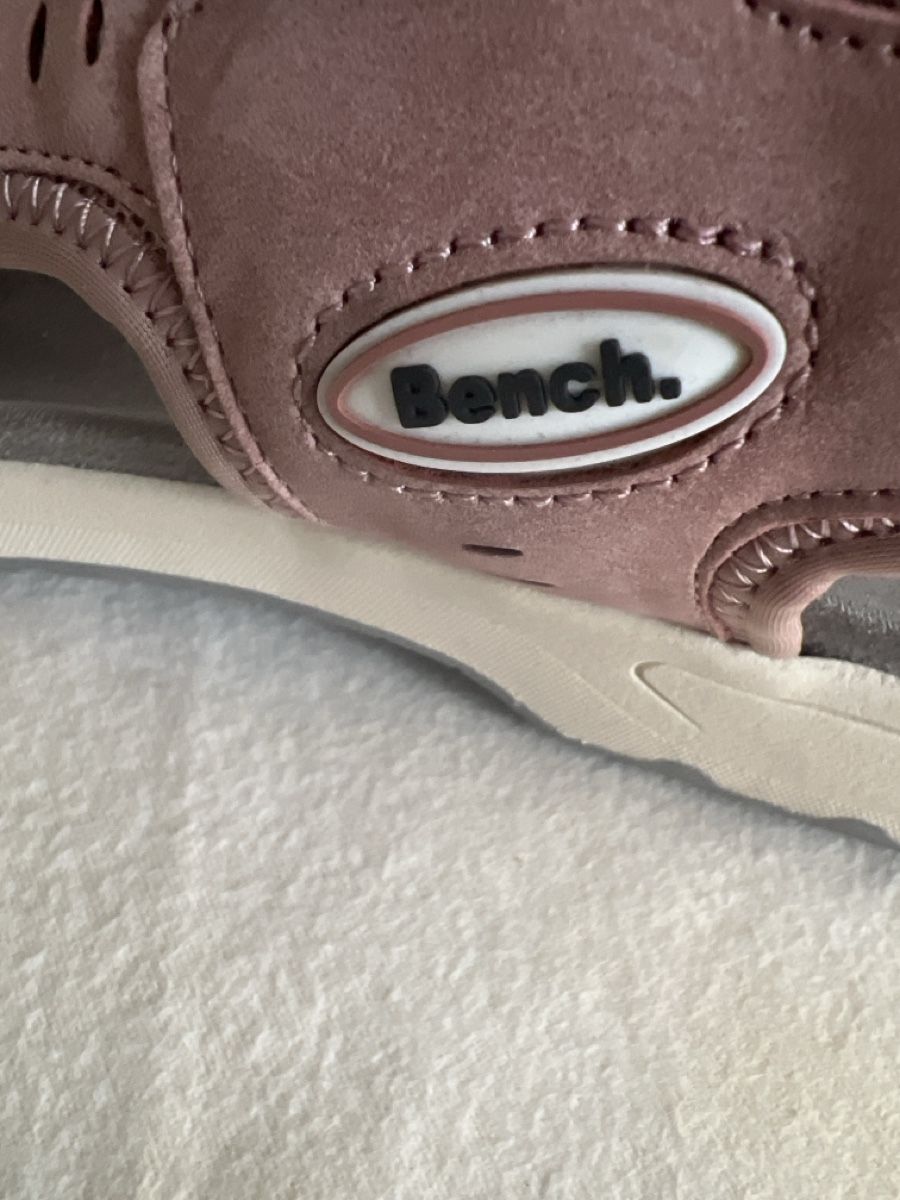 Bench Scarpe da donna: Sandalen Rosa – Usato da Egg b. Zürich venduto da Stuebs 2