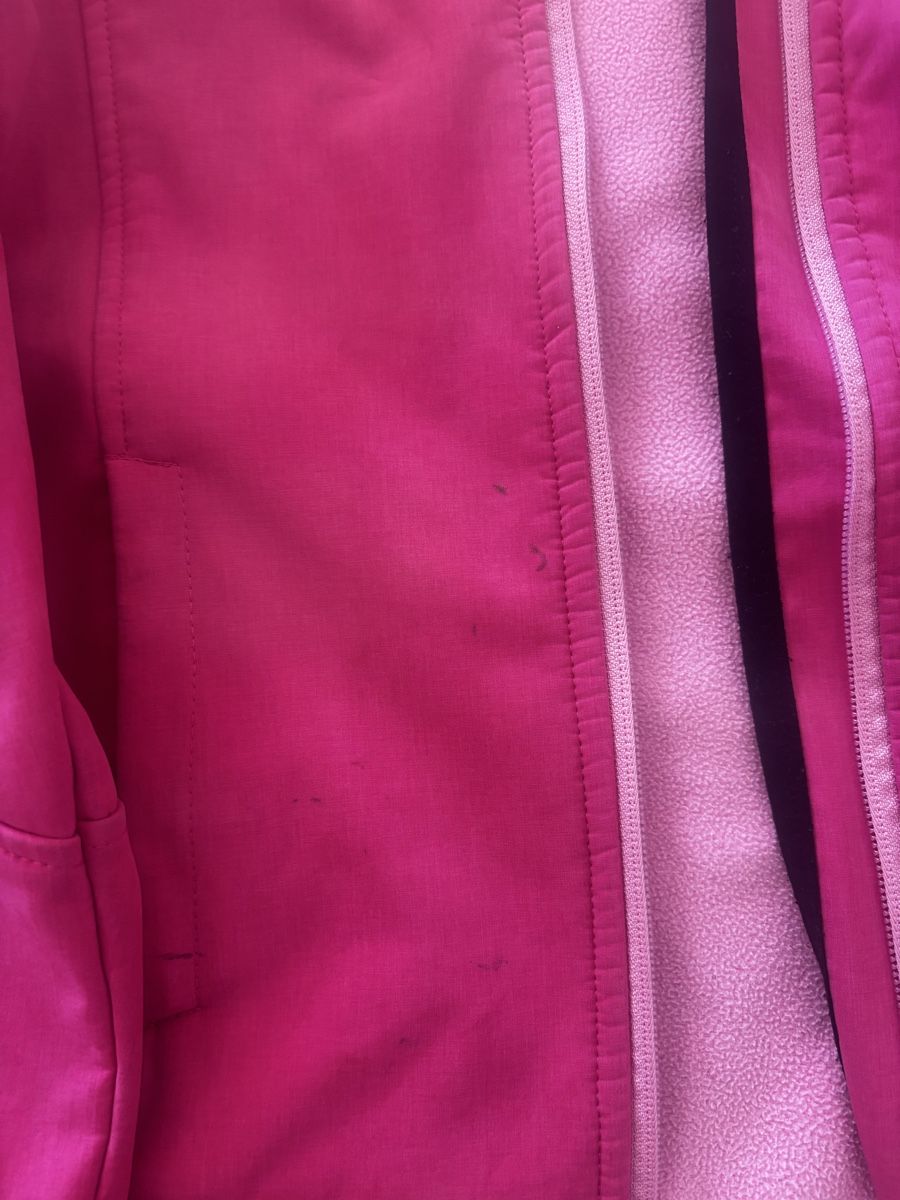 Trollkids Jacken & Mäntel: Trollkids Softshell Jacket 140  – Gebraucht aus Winterthur von ola_t9r5 1