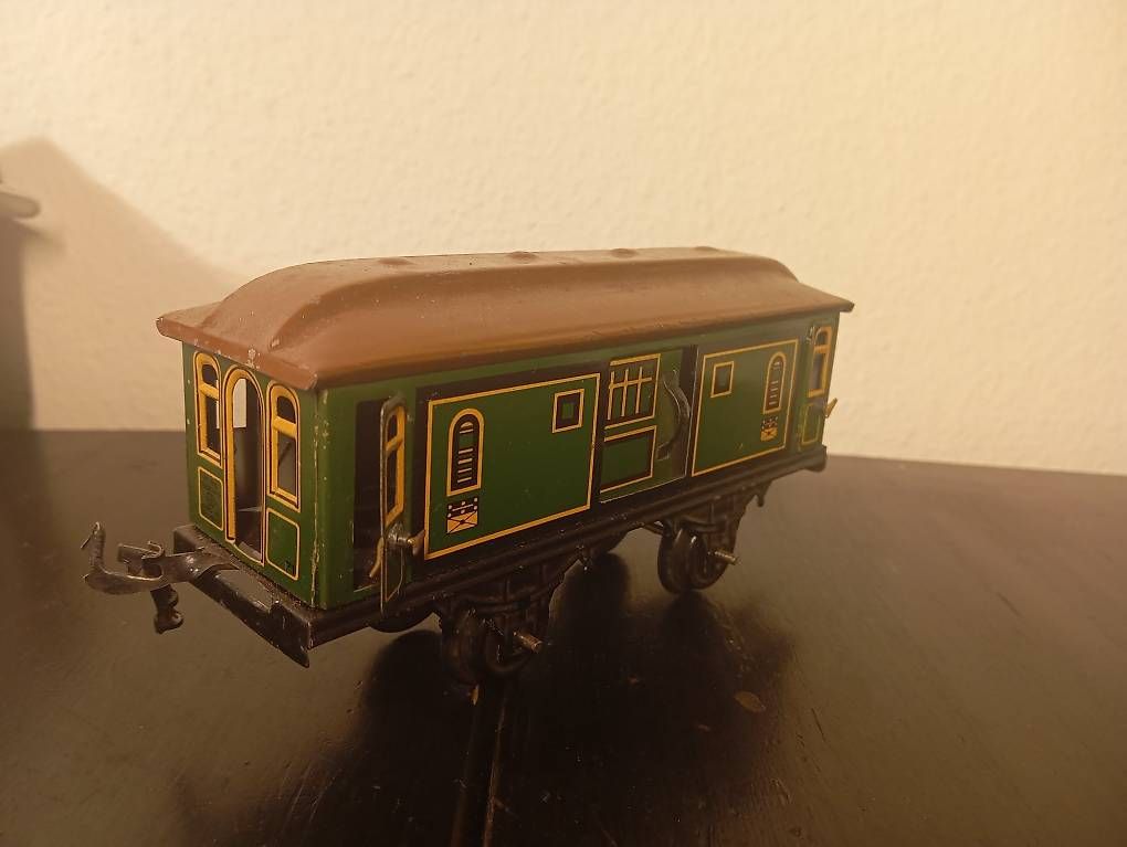 Bing Modellini di ferrovie: Bing Gepäck wagen – Usato da Basel venduto da Petergunn 3