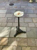 Tischfuss aus Gusseisen, guter Zustand