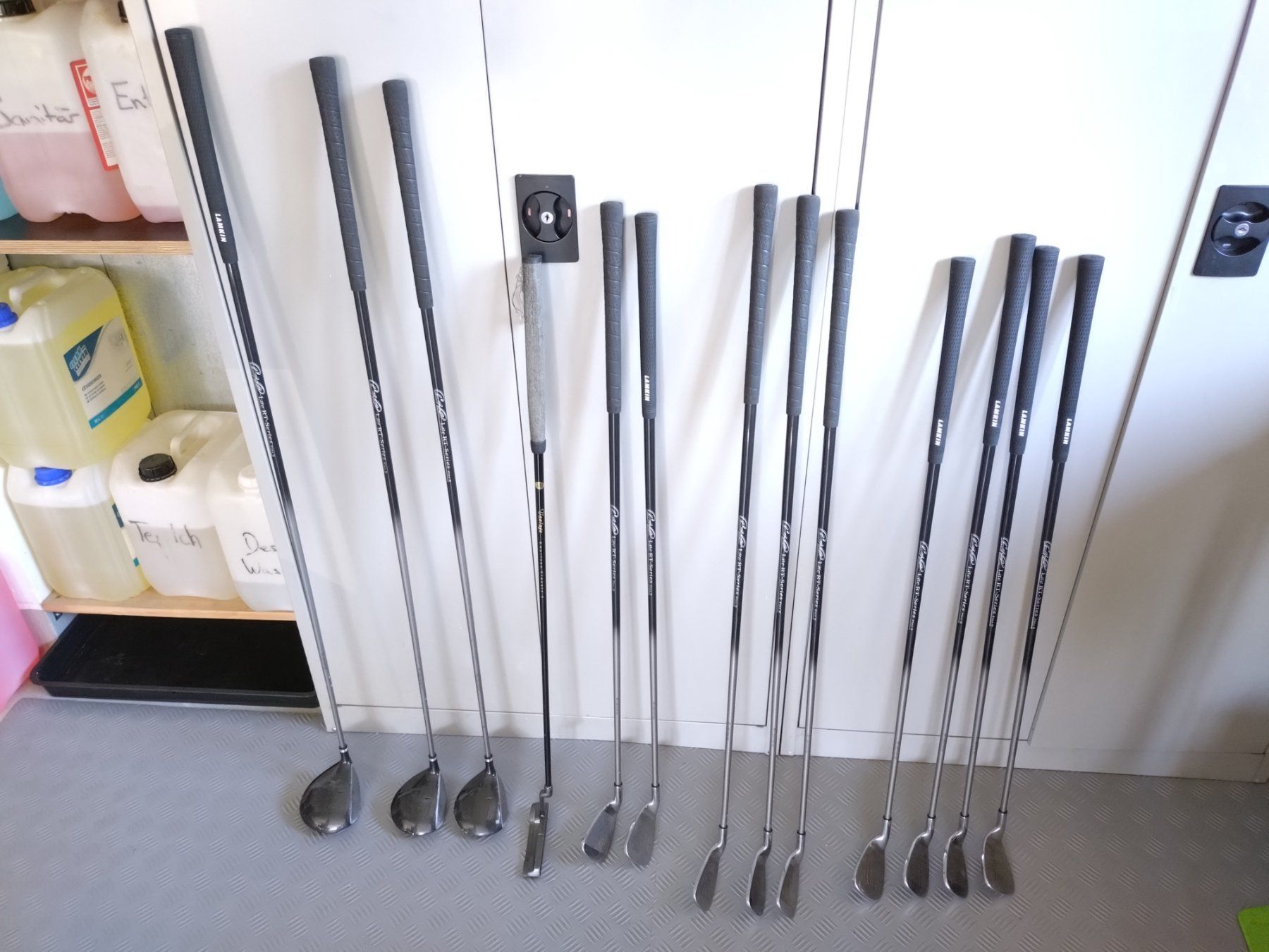 Titleist Mazze & Set: komplettes Golfset mit Tasche – Usato da Schwarzenbach SG venduto da alpechruezer