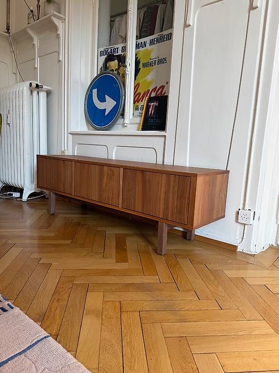 Ikea Mobili TV: IKEA Stockholm Sideboard Nussbaum – Usato da Zürich venduto da Gregor12 1