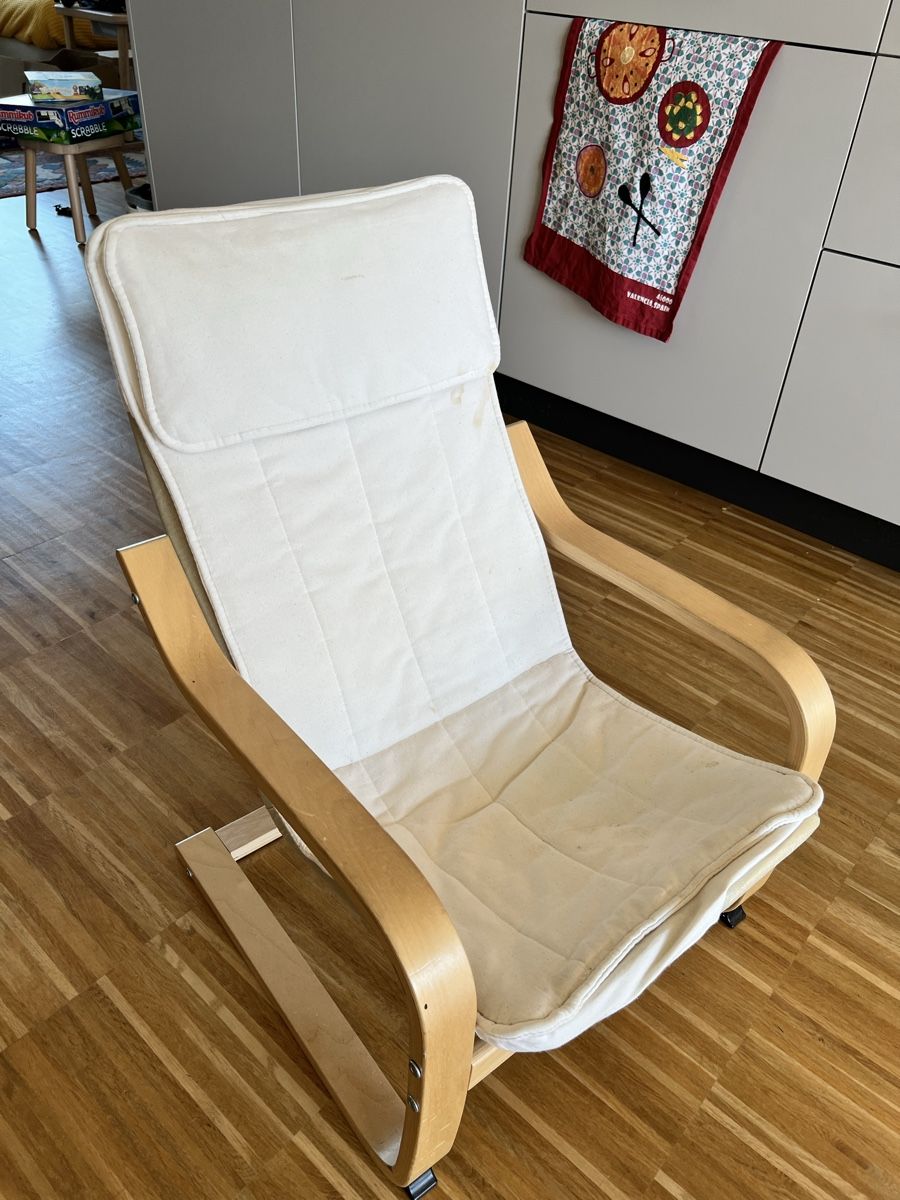 Ikea Poltrone: IKEA kids chair – Usato da Schlieren venduto da isa_x7yc