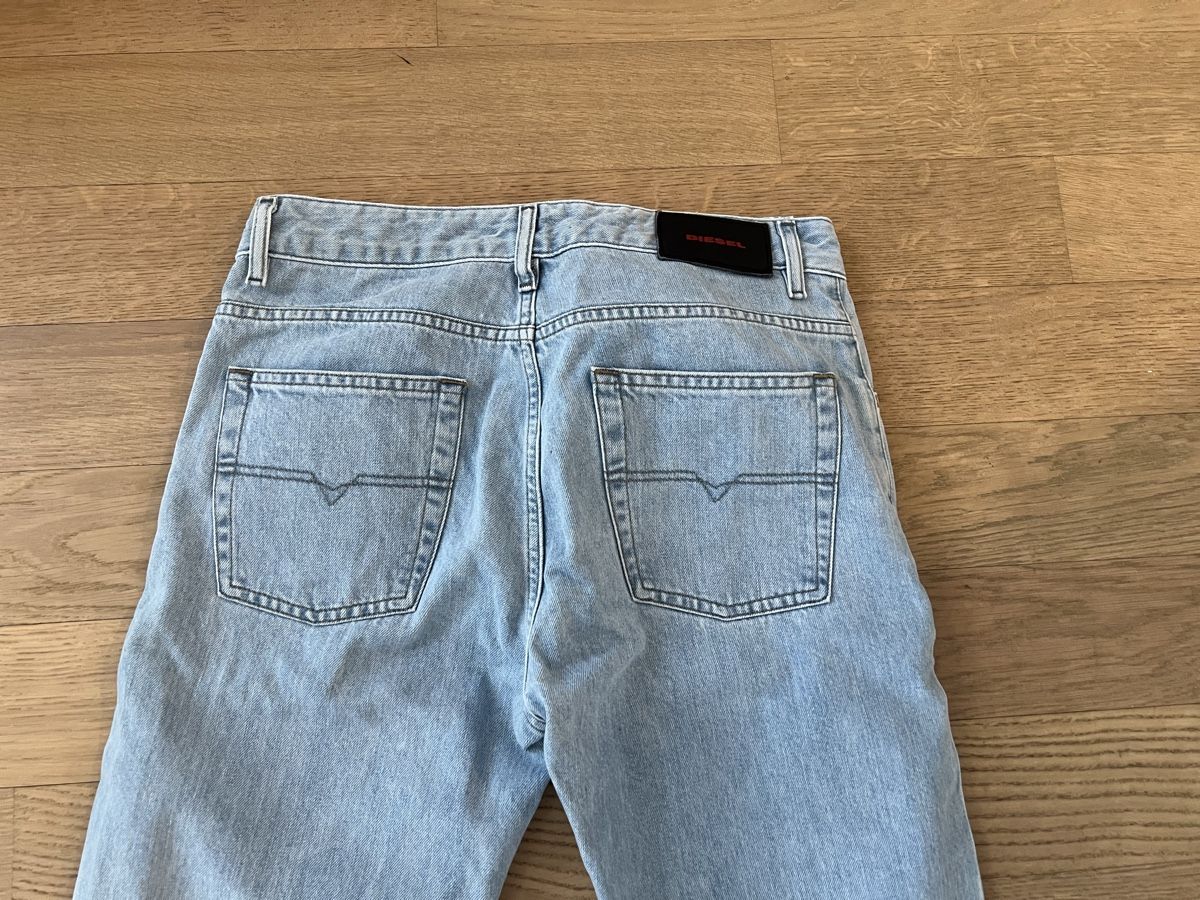 Diesel Jeans: Diesel Neekhol Jeans Gr. 26/32 – Nuovo (secondo la descrizione) da Zürich venduto da Honeybee7 3