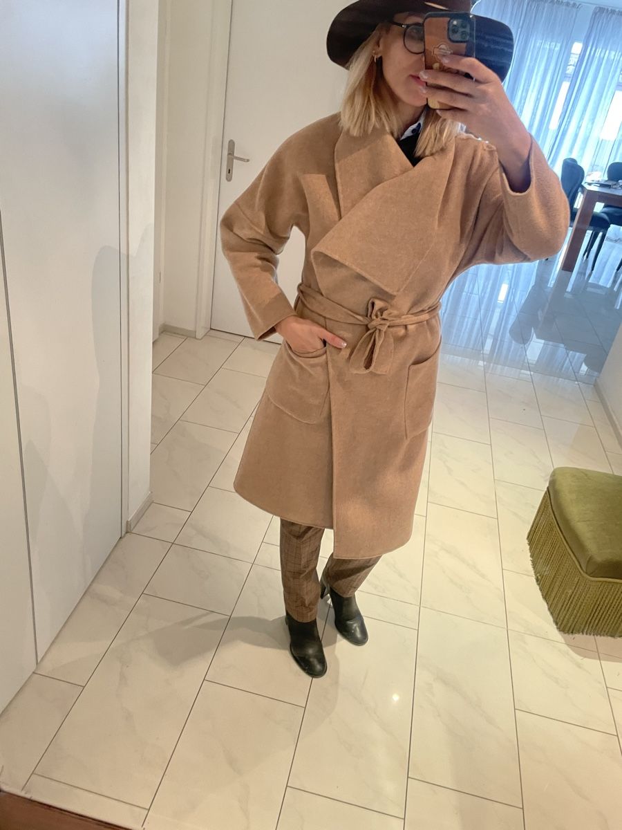 Zara Cappotti: Zara Mantel – Usato da Au ZH venduto da Daiga