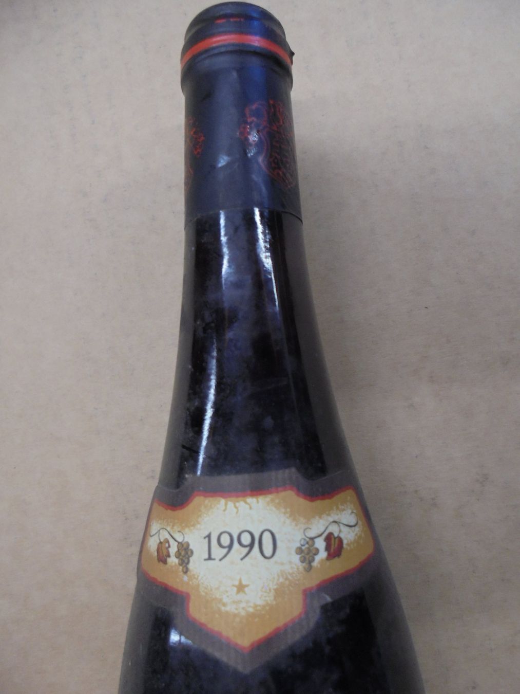 Vino: Lhumagne Rouge du Valais, Rotwein Wallis, Schweiz – Nuovo (secondo la descrizione) da Bassersdorf venduto da Pandir 2