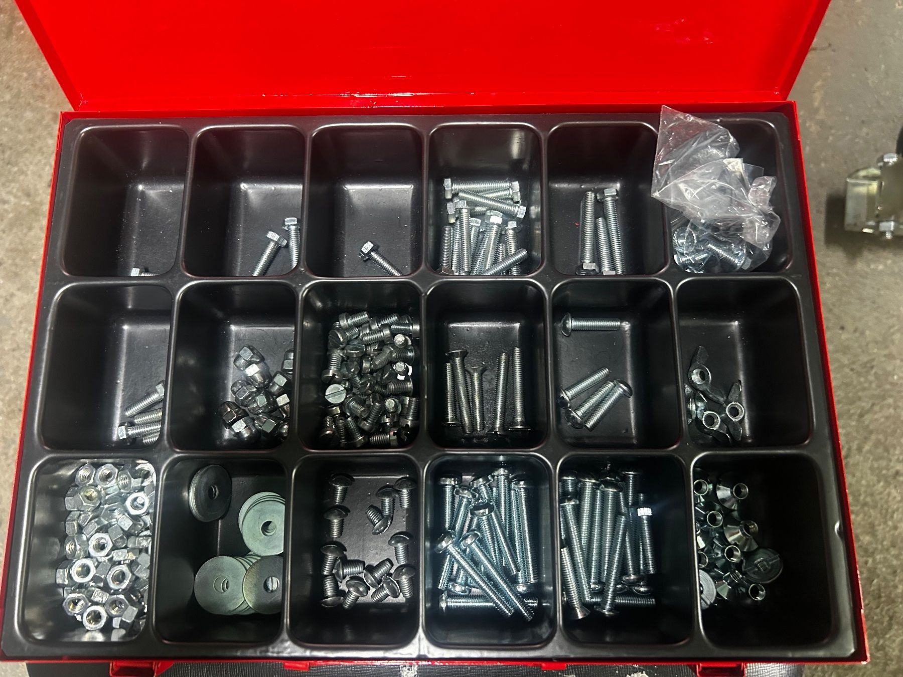 Tous les outils: Schraubenboxen – Neuf (Voir description) à Grosshöchstetten par Frabz 3