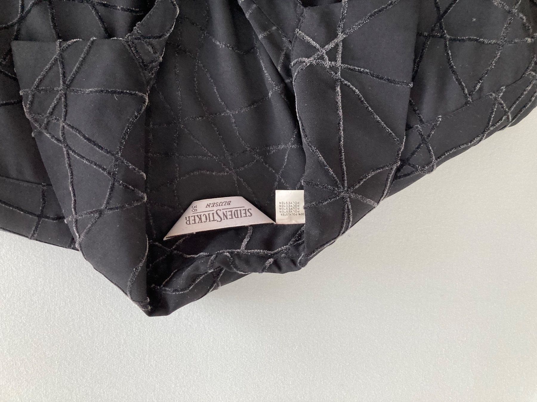 Blusen: Bluse – Gebraucht aus Urdorf von lib_j5zw 1