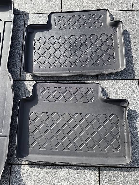 Kia Tappeti & Tappetini: Gummimatten-Set Kia Proceed GT – Usato da Luzern venduto da vawy_96 3