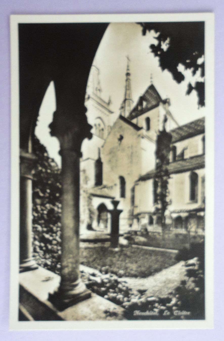 Cartes postales: Neuchâtel, Le Cloître – D'occasion à Fétigny par Billy2miny
