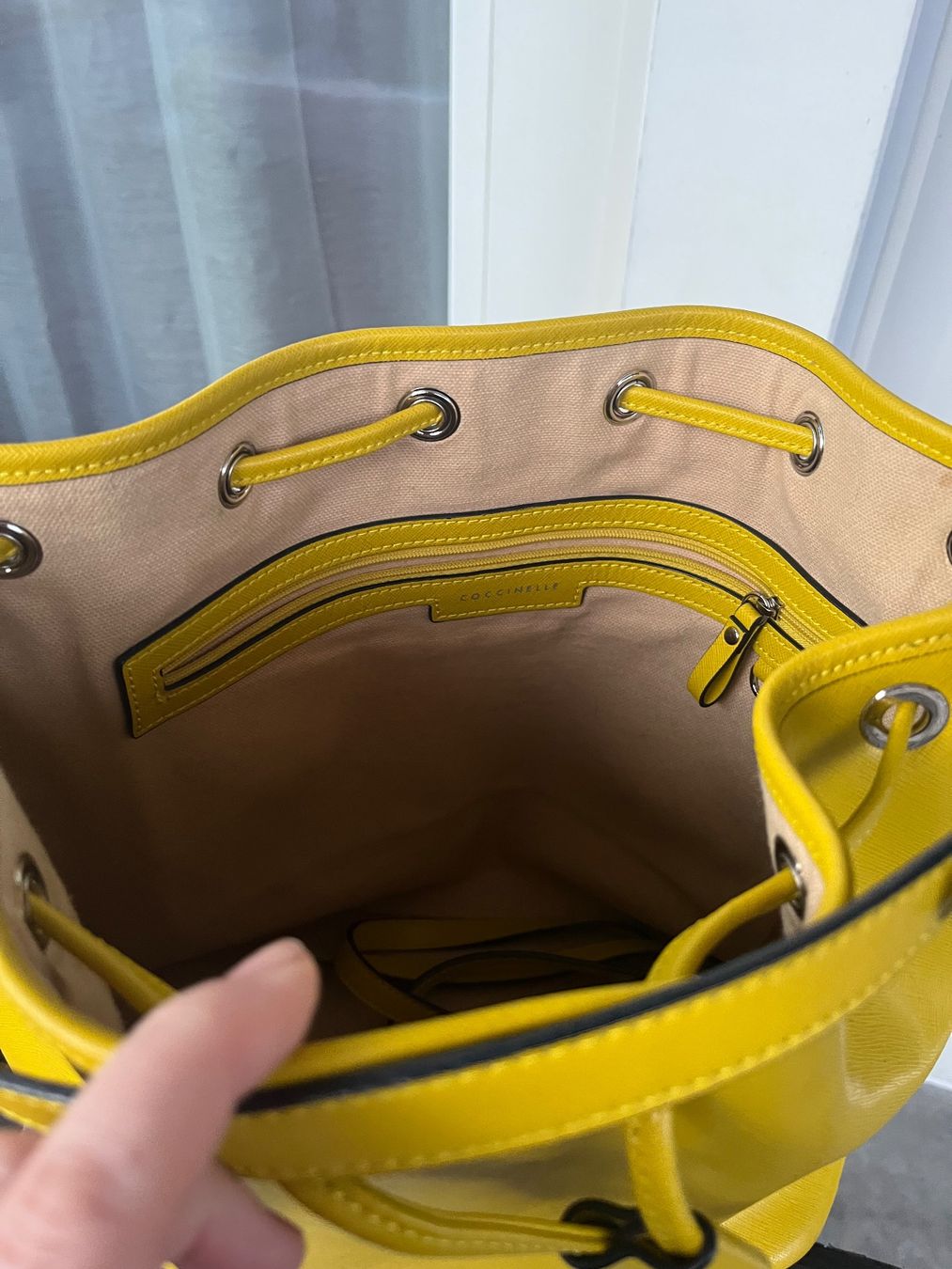 Coccinelle Borse da donna: Ledertasche von Coccinelle – Nuovo (secondo la descrizione) da Neuenhof venduto da Ivita 2