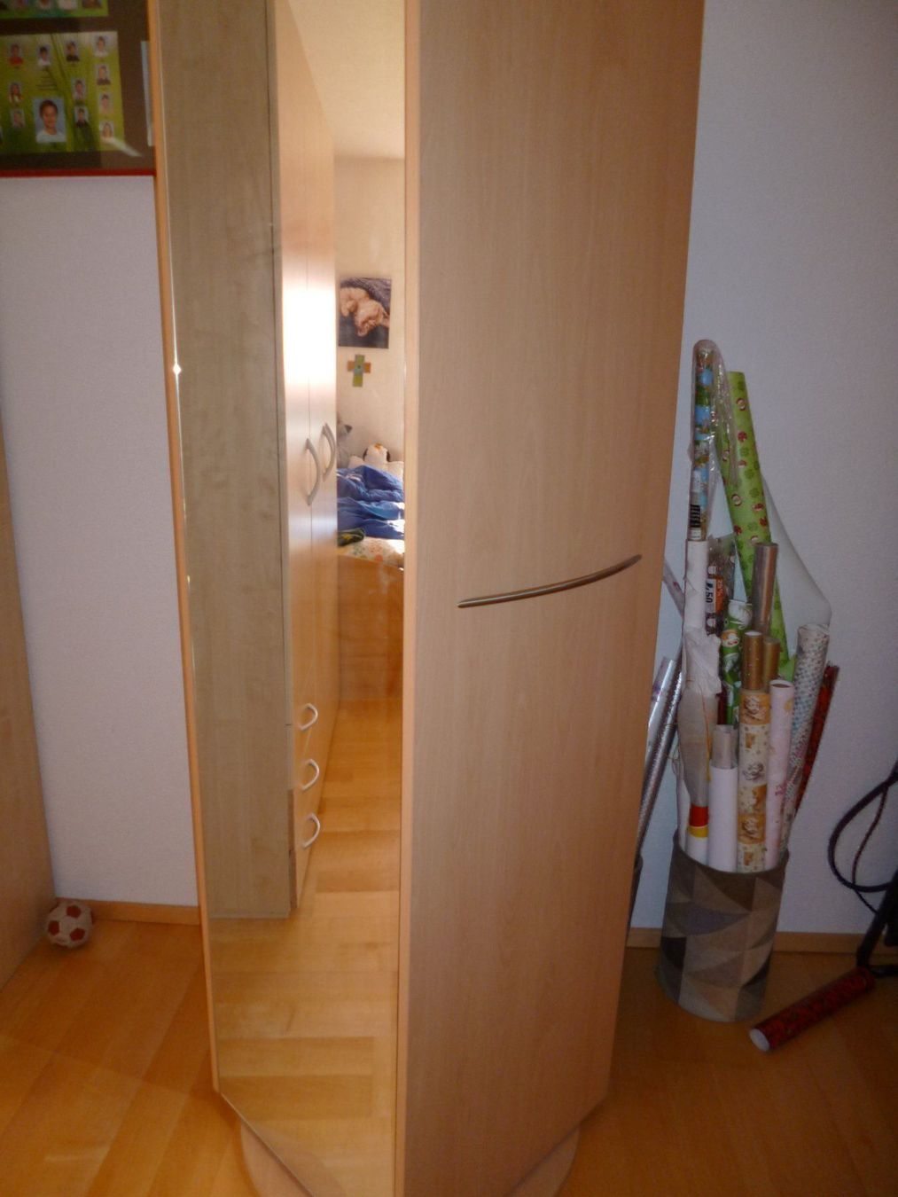 Armadi: Garderobe / Kleiderkasten – Nuovo (secondo la descrizione) da Wegenstetten venduto da mcfly321 2
