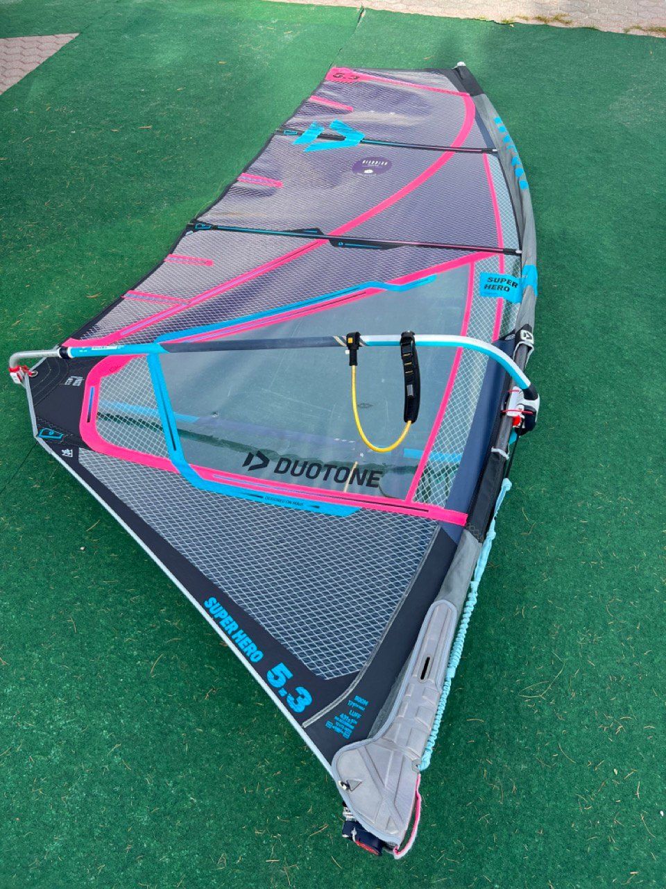 Duotone Tavole da surf e di nuoto: Windsurf Set Fanatic Blast 100 Duotone Super Hero 5.3 – Usato da Champfèr venduto da cArLuxe 3