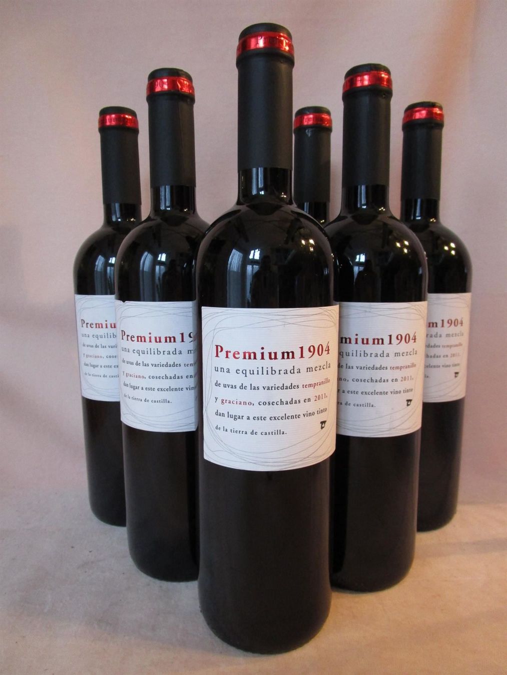 Vino: Lot 6 Fl. 2011 Premium 1904 – Nuovo (secondo la descrizione) da Eschenbach SG venduto da brocovin