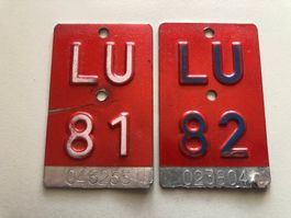 2 Stk. alte Velonummern LU 81 und 82