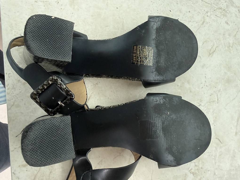 Chaussures femmes: Sandali un pelle  – D'occasion à Breganzona par Fp62 4