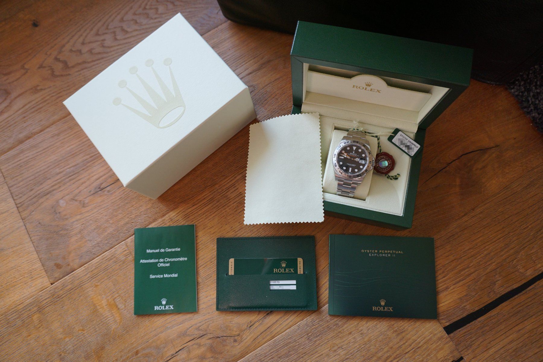 Rolex Orologi: Rolex Explorer II 42mm Ref. 216570, NOS – Nuovo e nell'imballaggio originale da Thun venduto da maxwave 1