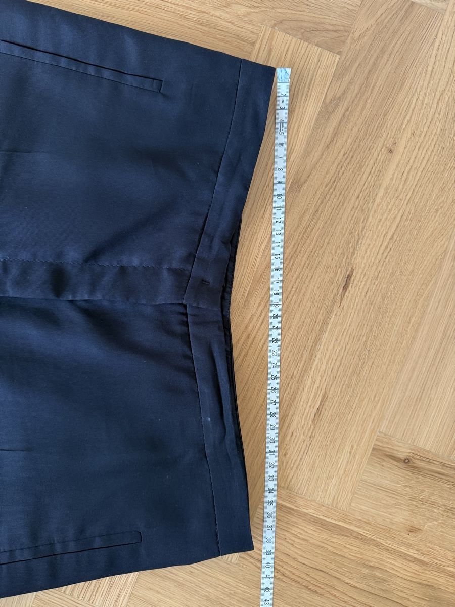 Akris Pantaloni: Akris Hose elegant  – Usato da St. Gallen venduto da calendula123 4